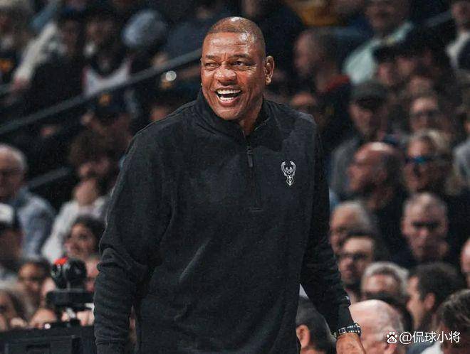 竞技宝-关于字母哥回归赛场，爆冷首场状态亮眼，塞尔维亚队观众沸腾！的信息