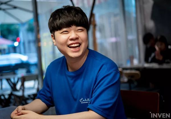 JJB-JackeyLove迎来七赛季高光表现，SKT球迷沸腾！的简单介绍